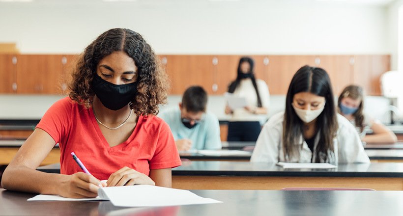 Coronavirus-lockdown-students