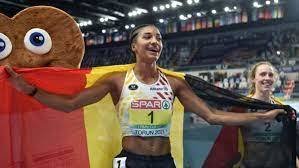 Nafissatou Thiam claims her second European indoor gold medal in the  pentathlon | Watch Athletics