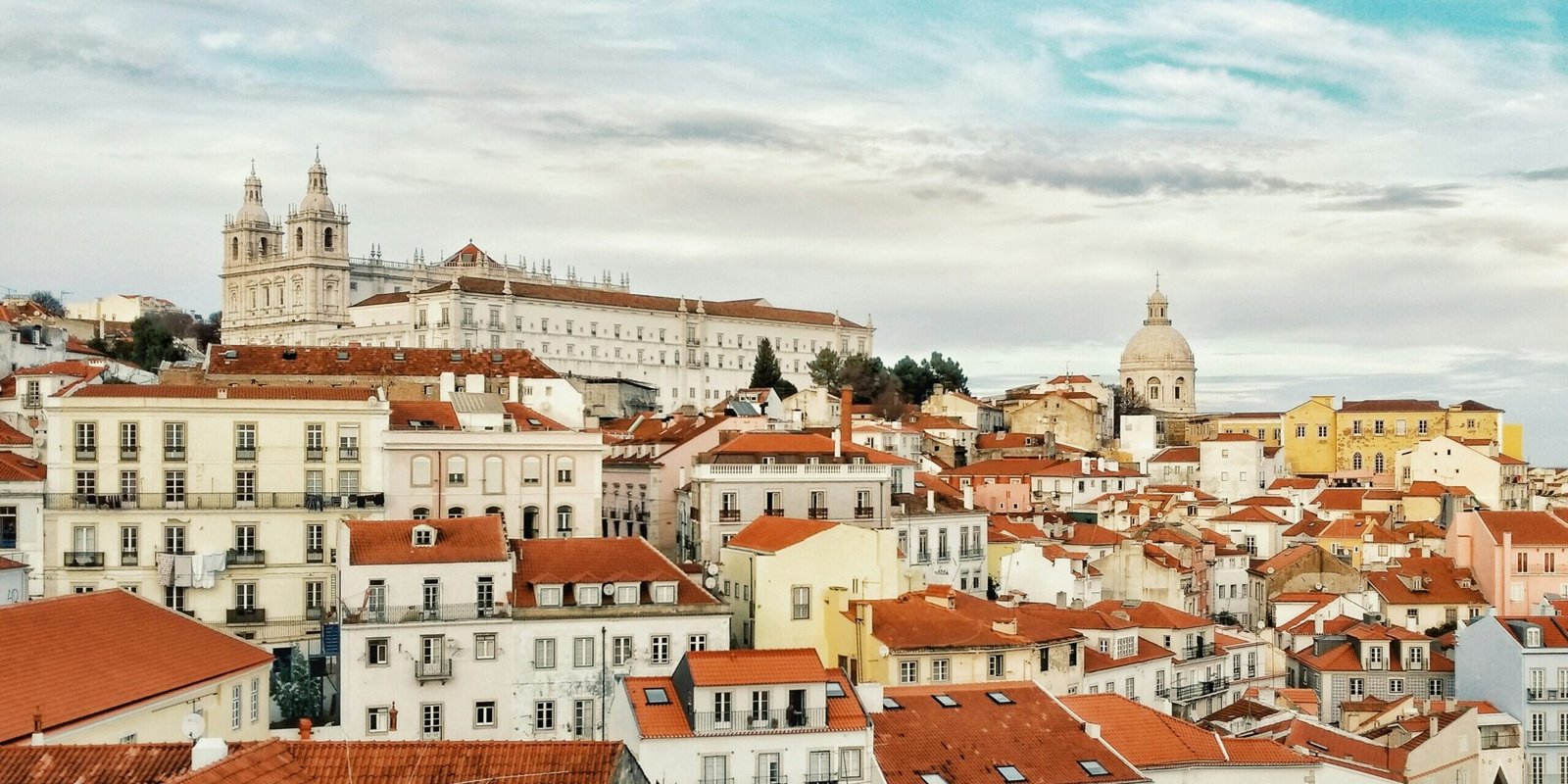 portugal temporary housing